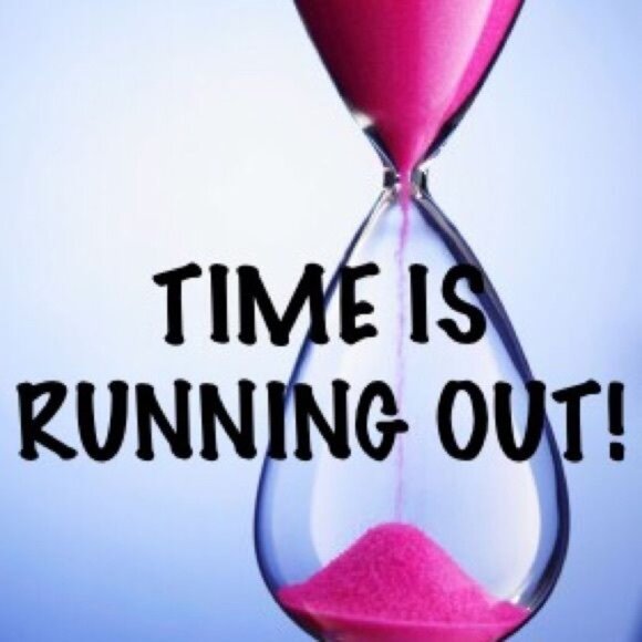 Tops - CLOSET CLOSING Sept 30th ! Get your purchases while you can!